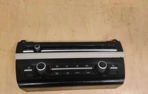 BMW 5 F10 F11 Climate control unit 9285341 928534101