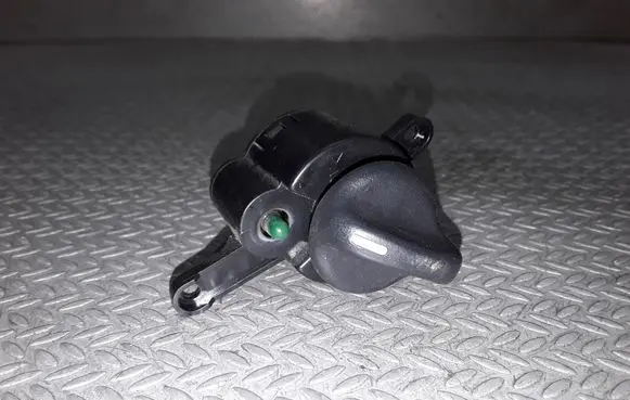 Ford Explorer Differential lock switch 