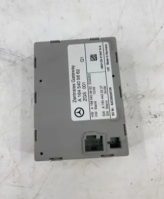 Mercedes-Benz GL X164 Gateway control module A1645405662 A1645403662 A1644420327