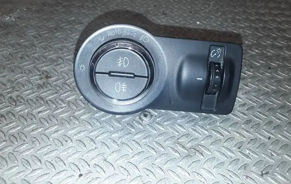 Opel Insignia A Light switch 13268707