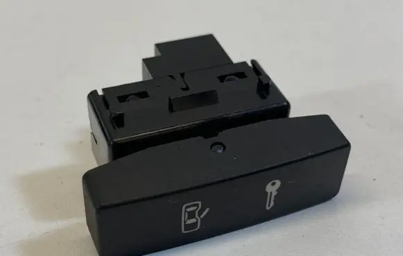 Volkswagen Touareg I Central locking switch button 7L6962125