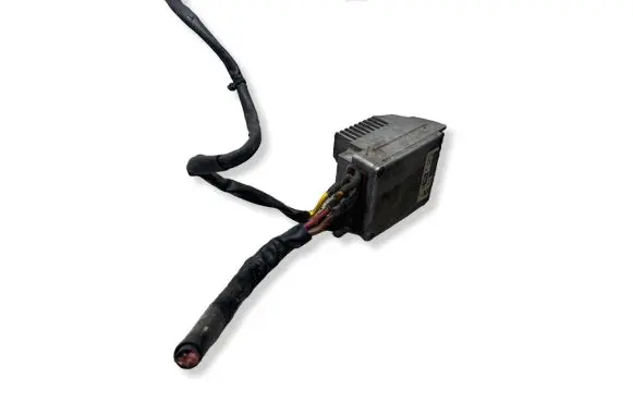 Audi A4 S4 B7 8E 8H Coolant fan relay 8E0959501D
