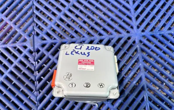 Lexus CT 200H Other control units/modules 8989247080 1751007280