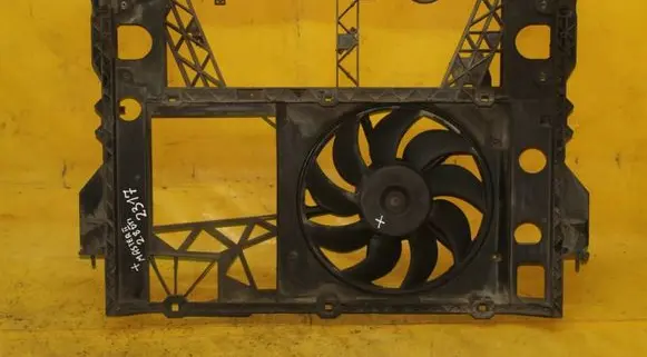 Renault Master II Electric radiator cooling fan