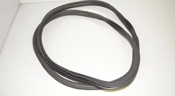 BMW 1 F40 Front door rubber seal 9880688 51729880688