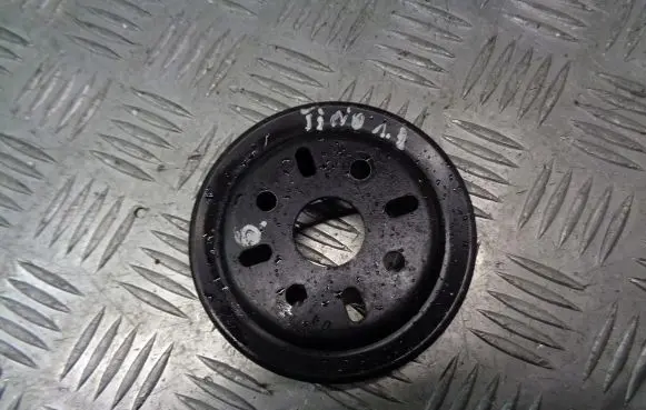 Nissan Almera Tino Water pump pulley 