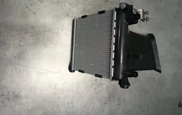 BMW X2 F39 Coolant radiator 9884537