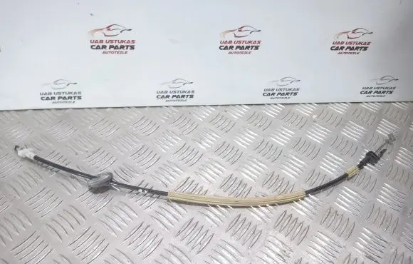Ford Focus Front door cable line 994137