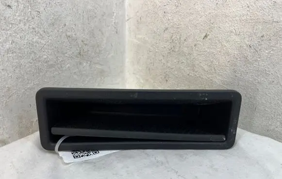 Jaguar XE Glove box central console GX73044C82A