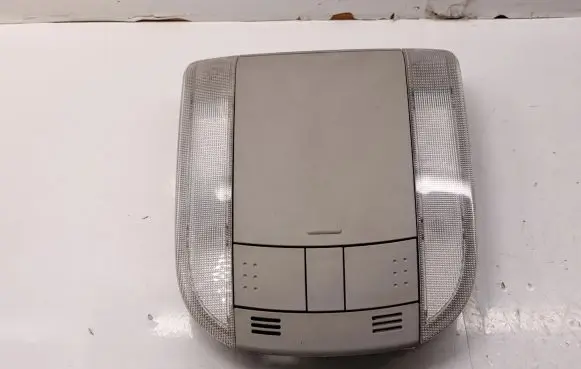 Toyota Auris 150 Front seat light 8126002100B0