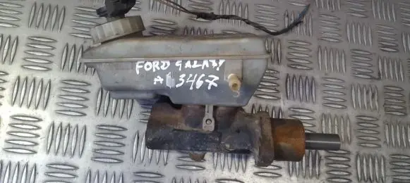 Master brake cylinder