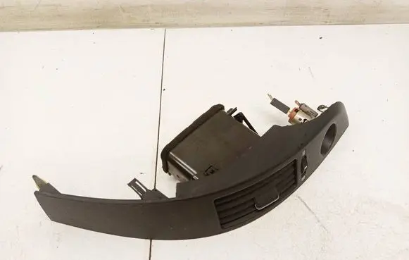 Toyota Corolla Verso AR10 Dash center air vent grill 6556444010