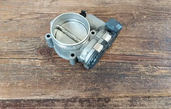 Porsche Boxster 986 Throttle body valve 98660511501 0280750007