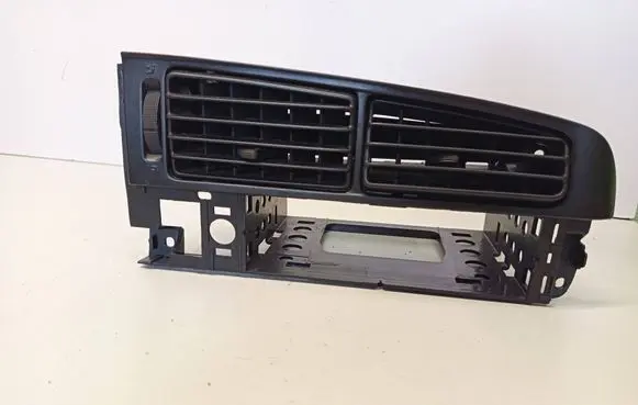 Volkswagen Golf III Dash center air vent grill 1H6819732