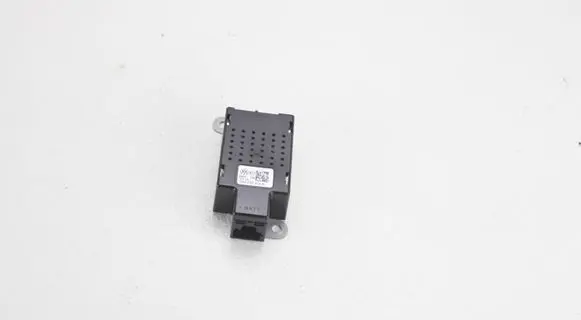 Volkswagen Tiguan Aerial antenna filter 5N0035570A