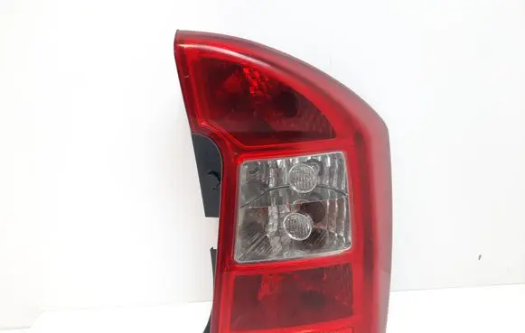 KIA Carens II Rear/tail lights 924021D0