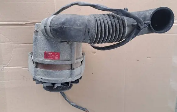Mercedes-Benz G W461 W463 1st Gen Generator/alternator 0120489901