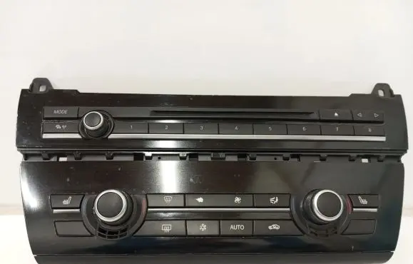 BMW 5 F10 F11 Climate control unit 9236482