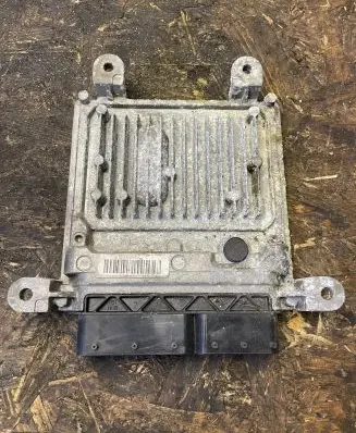 Mercedes-Benz Sprinter W906 Engine control unit/module A6519000700 A6519010600 4F19000700