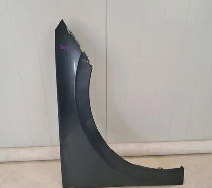 Skoda Kamiq Fender B2009