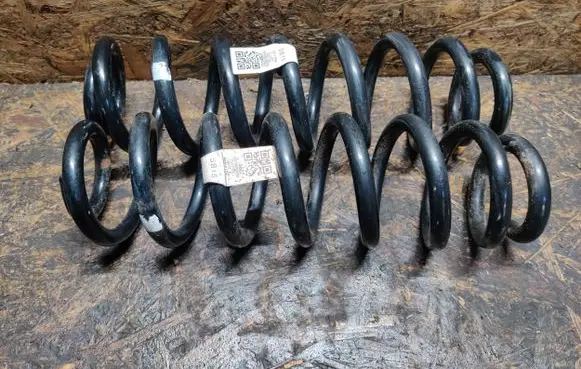 Chevrolet Malibu Rear coil spring 23334607