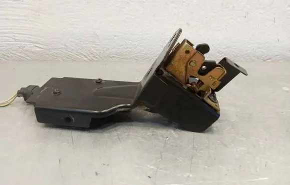 Citroen C5 Tailgate/trunk/boot lock/catch/latch P208801YR 015104