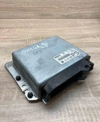 Opel Omega B1 Speedometer (instrument cluster) 0261203272 90457098