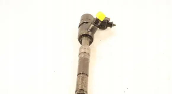 Opel Corsa D Fuel injector 0445110326