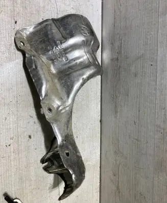 Ford Focus Heat shield in engine bay jn1q9n454ab