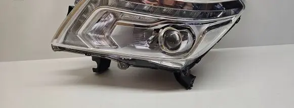 Nissan Navara D23 Headlight/headlamp 260604KD6A N115