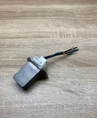 Nissan Almera N16 Heater blower motor/fan resistor 70T031103