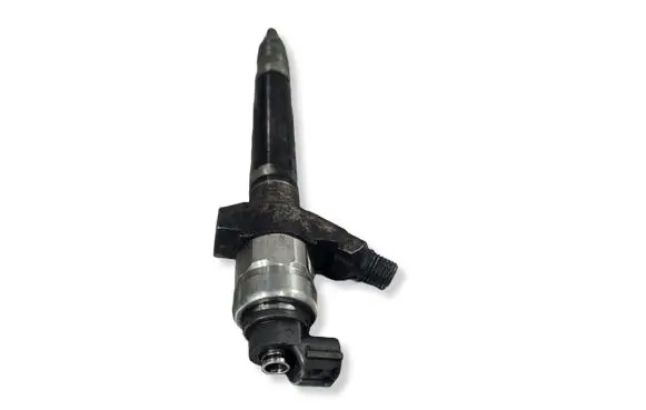 Opel Vectra C Fuel injector 6C1Q9K546AC 05H40387
