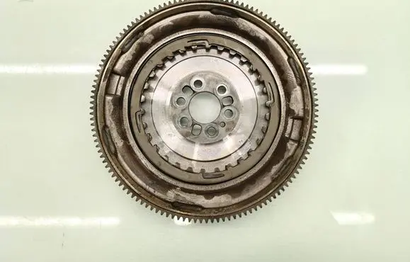 Skoda Octavia Mk3 (5E) Flywheel 