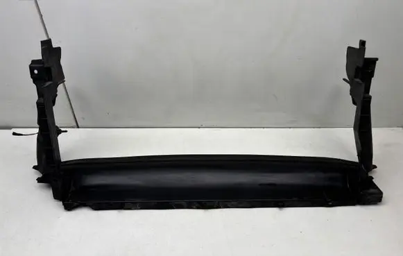 Seat Leon (5F) Intercooler air guide/duct channel 5F0121283AE 5F0121284AQ 5F0121282D
