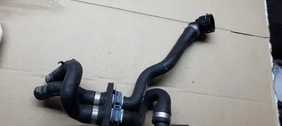 Audi A4 S4 B9 8W Engine coolant pipe/hose 8W0819334AE