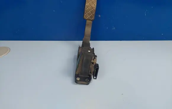 Skoda Fabia Mk1 (6Y) Accelerator throttle pedal 6Q1721503E 0280752215