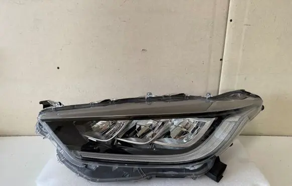Toyota Yaris XP210 Headlight/headlamp