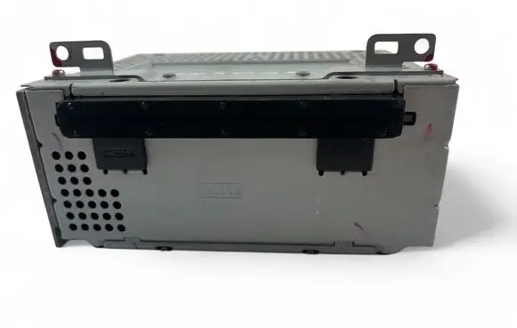 Radio/CD/DVD/GPS head unit