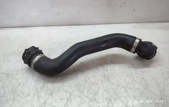 Mercedes-Benz C W205 Engine coolant pipe/hose A2055013182