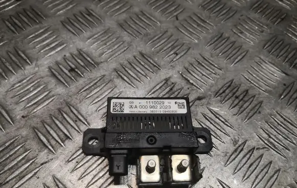 Mercedes-Benz ML W166 Other relay 0009822023 A0009822023