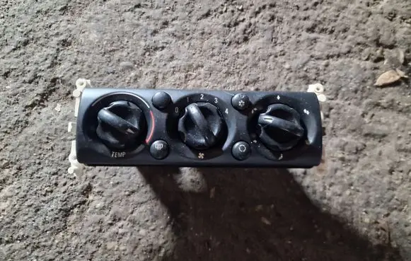 Mini One - Cooper R50 - 53 Climate control unit