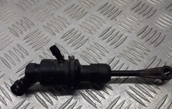 Renault Scenic II - Grand scenic II Clutch slave cylinder 8200151784-D