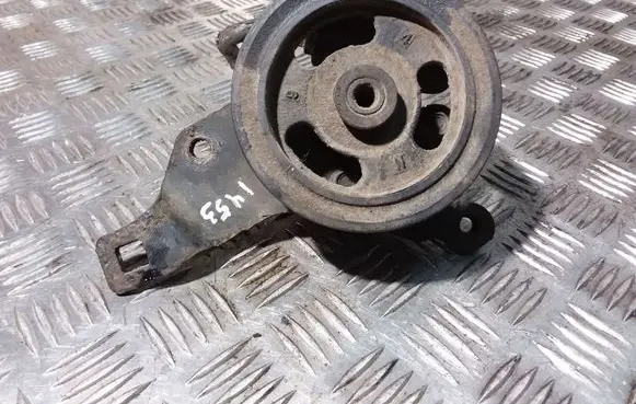 Opel Corsa B Power steering pump