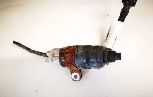 Subaru Outback Headlight washer pump 
