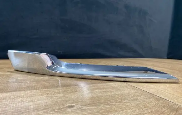Jaguar XJ X351 Front bumper splitter molding FW9317B970AA