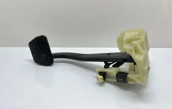 BMW 3 GT F34 Brake pedal 6787111 6860648 32502141130