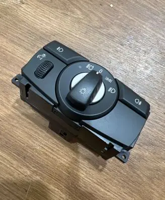 BMW X5 E70 Light switch 9134726 33610201 025112