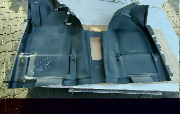 Volkswagen Caddy Front floor carpet liner 