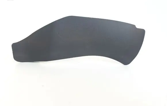 Volkswagen Touran III Wiper trim 5TA823316A