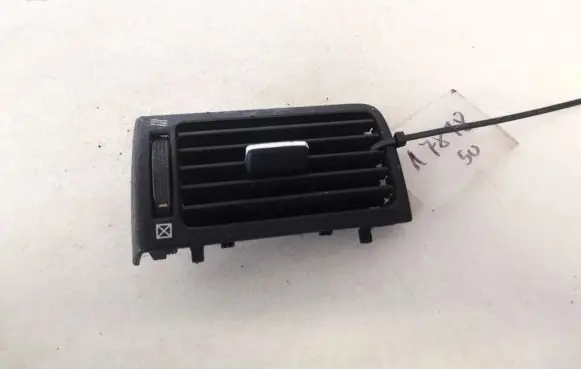 Toyota Avensis T250 Dash center air vent grill bourbon8518
